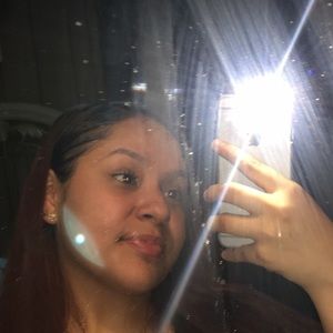 Meet your Posher, Jimena